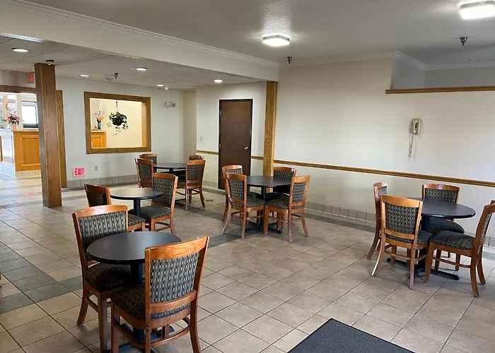 Express Inn & Suites