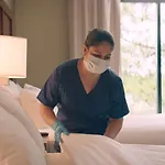 Express Inn & Suites 
